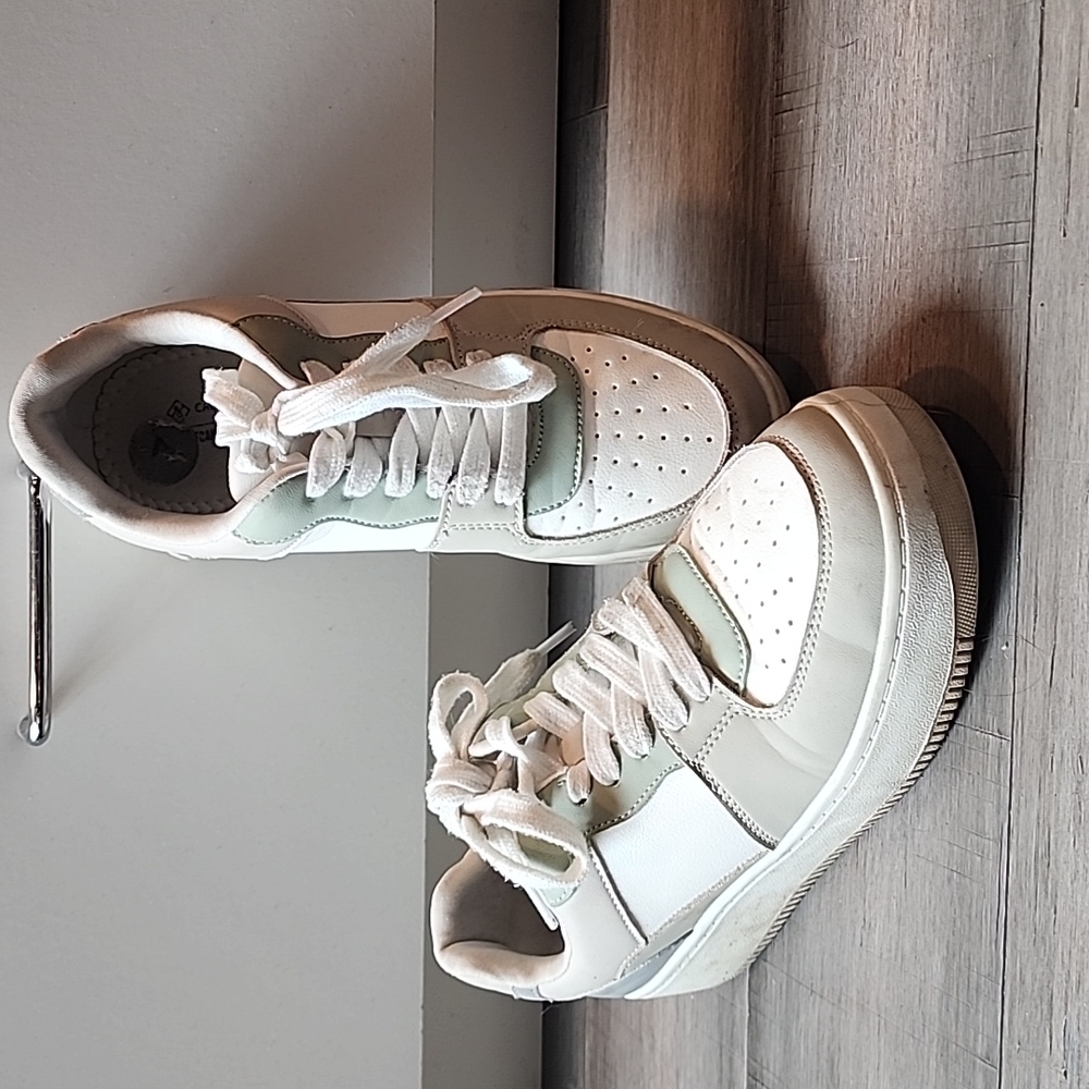 Multi Color Sneakers. Women's Size 7